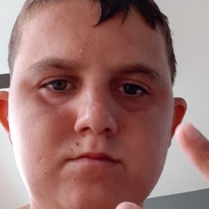 Meet your Posher, Ethan